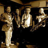 写真：UNDERGROUND Saxophone Quartet
