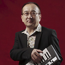 写真：クリヤ・マコト（Pf, Kb）