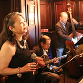 写真：美子 with Supremes