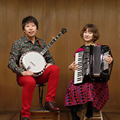 写真：Banjo & Accordion