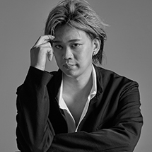 写真：きたいくにと（Dr）