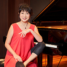 写真：国府弘子（Pf）