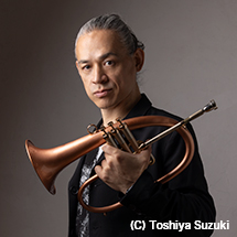 写真：TOKU（Flh, Vo）