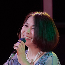 鈴木麻美(Vo)